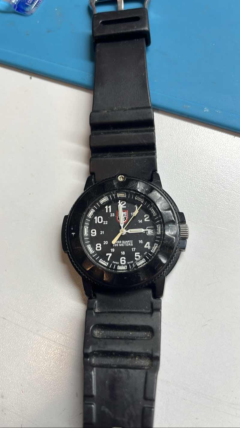Luminox Navy SEAL 3000/3900 Swiss Quartz Men’s 200M Diver Watch