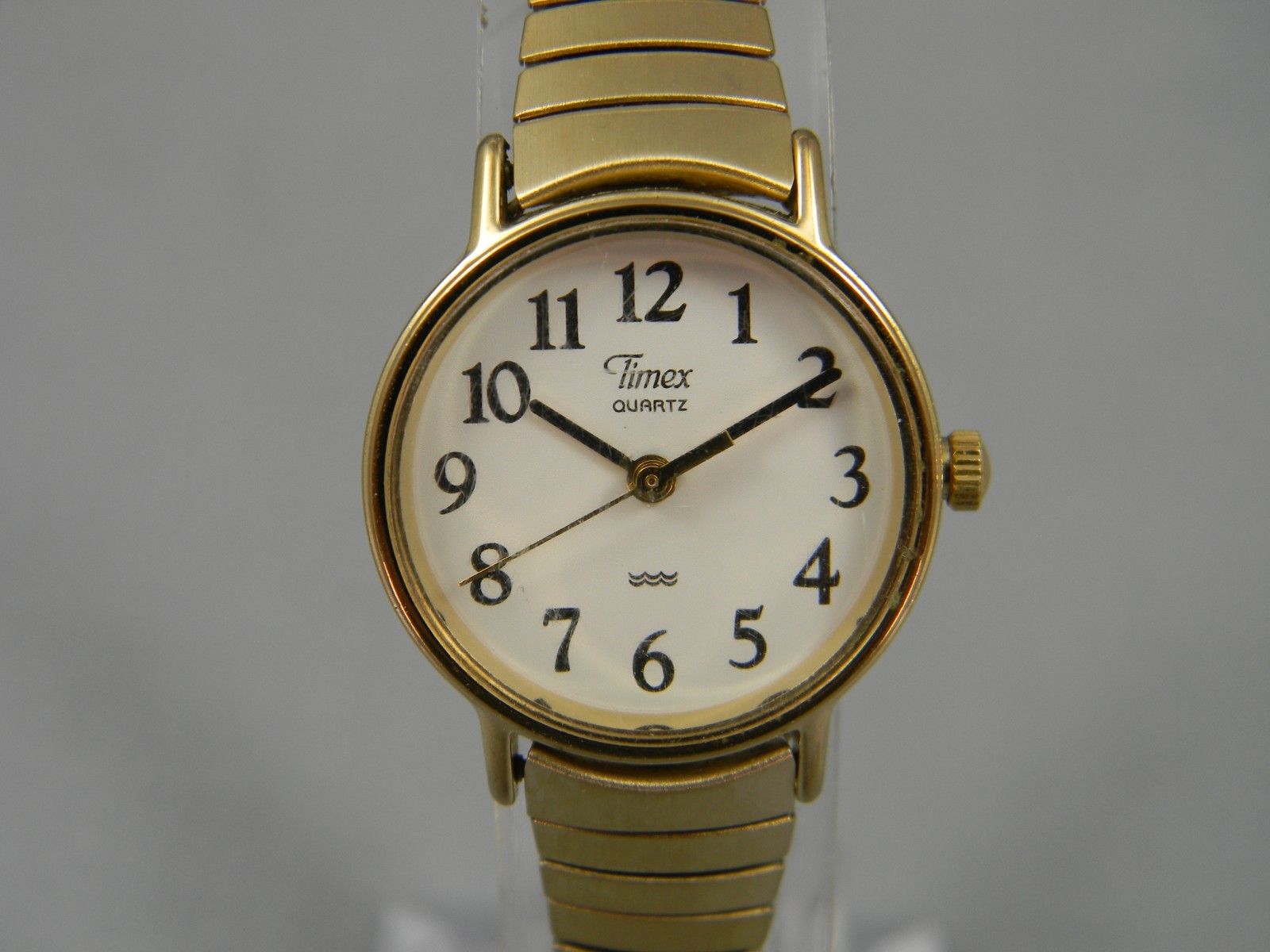 Timex Watch Women Easy Reader 23mm Gold Tone Stretch Band New Battery 6.25+
