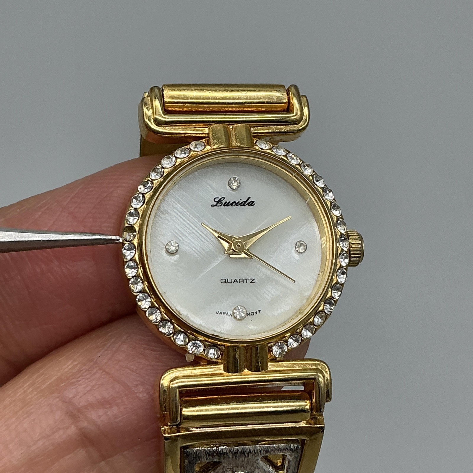 Vintage Lucida Womens Watch 21mm MOP Gold Bangle Pink Crystals New Battery 6.75″