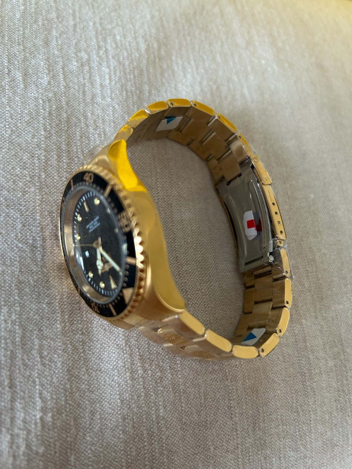invicta men’s watch pro diver gold