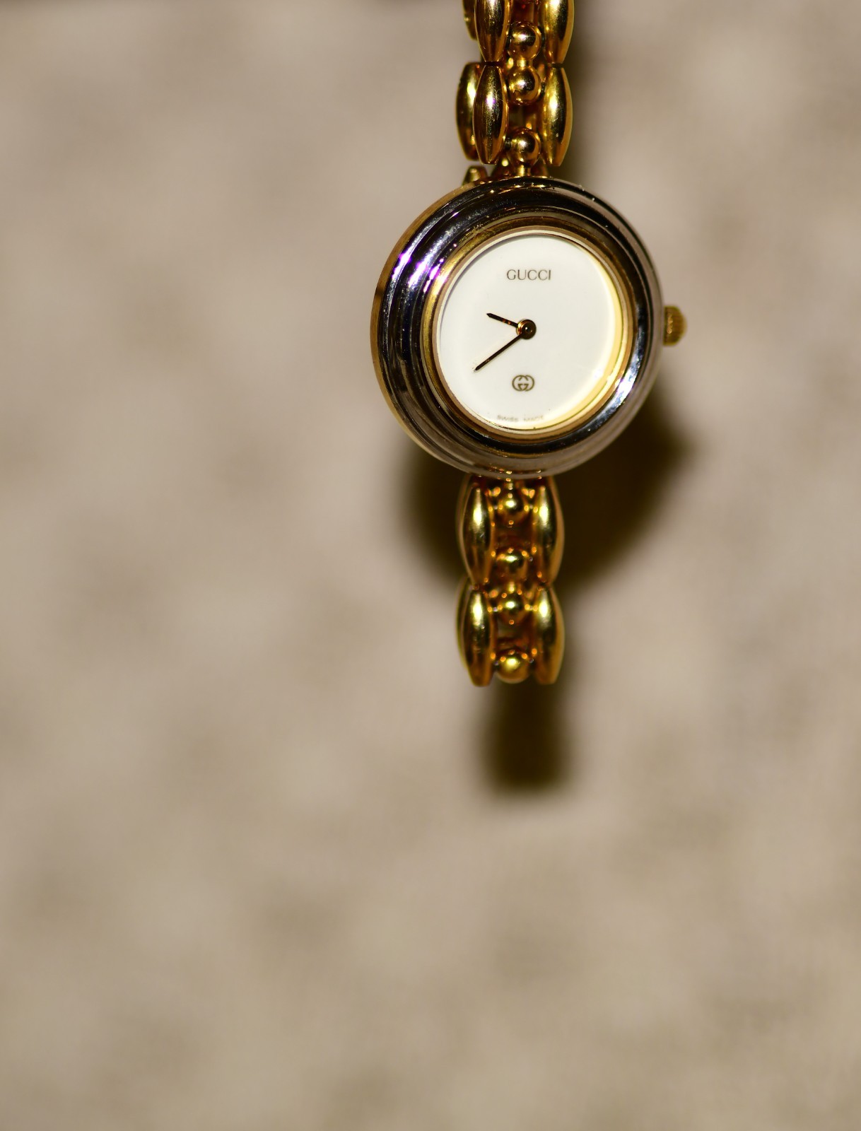 Gucci 11/12.2 Women’s Gold Plated Bezel White Dial Watch – Free U.S.A. Shipping!