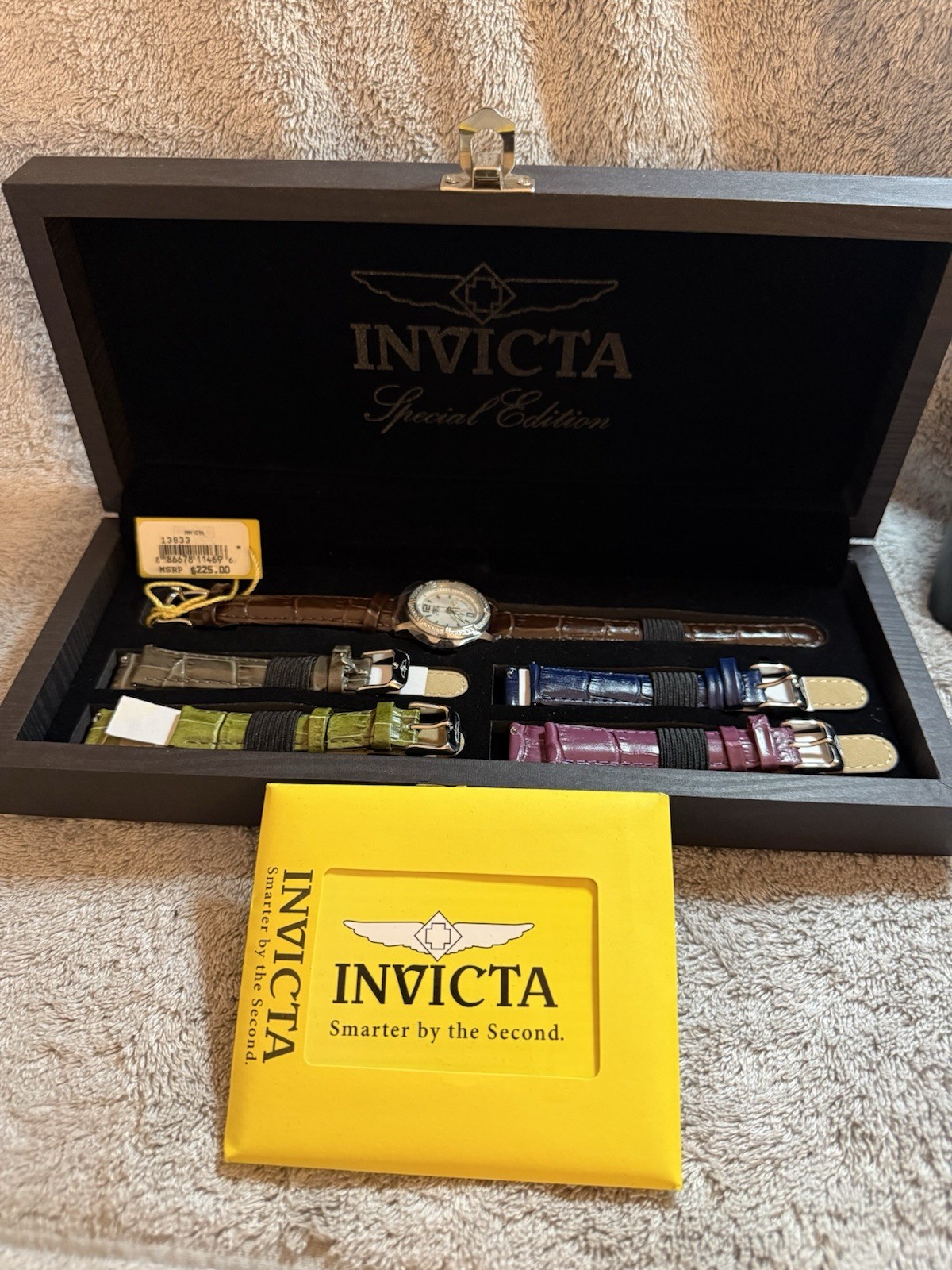 Invicta Special Edition Women’s Quartz Watch Set Dial Leather Bands Box