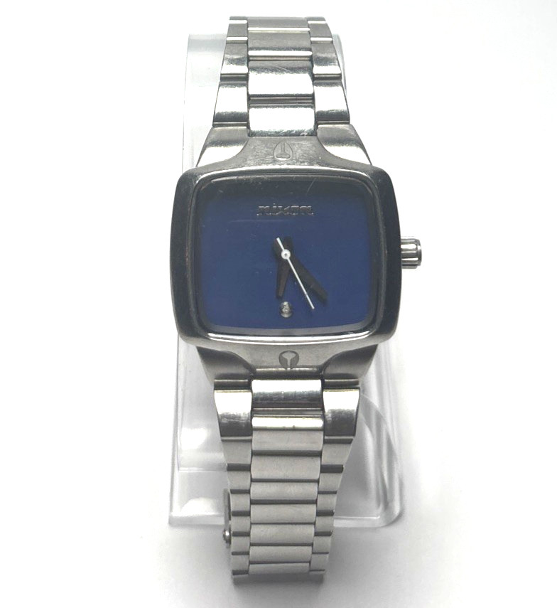 Nixon The Small Player Blue Dial Square Diamond Accent Sample Watch Season 2 08