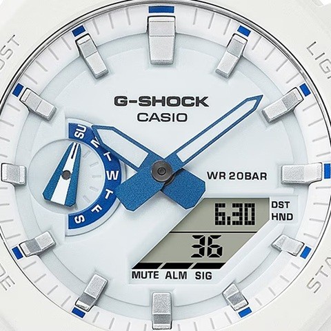Free Special New CASIO G SHOCK GA 2100HDS 7AJF White Blue Luminous Dial 20 Bar