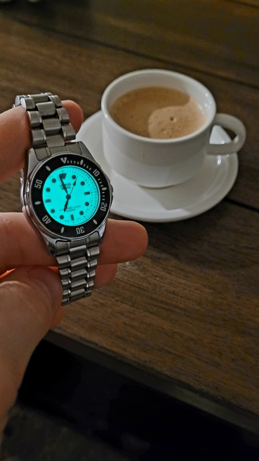 Lorus 60 click dive watch. 150m water resistant. Full lume dial. 30mm diameter