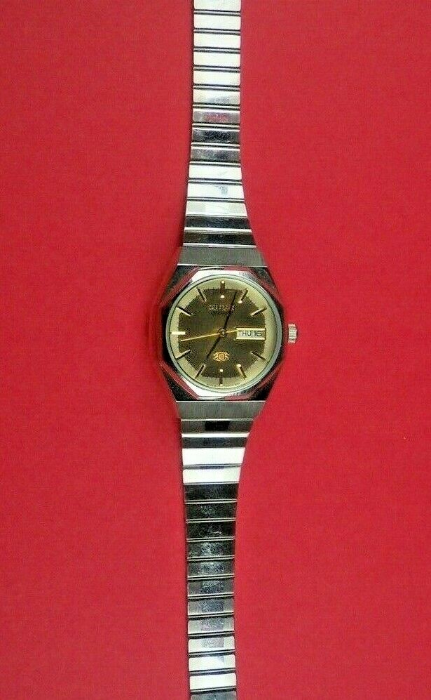 Citizen Ladies Watch 2000-943309 SMG Quartz Silvertone Day & Date, Stainless