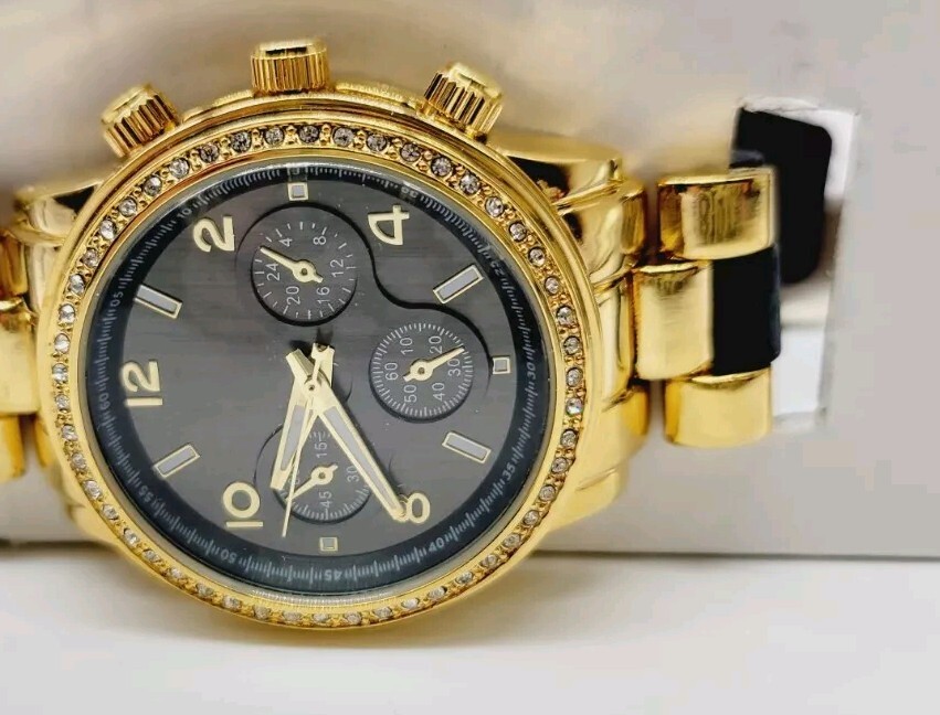 Mark by Avon Watch Perfect Timing Gold tone & Black Band 2013 New Battery