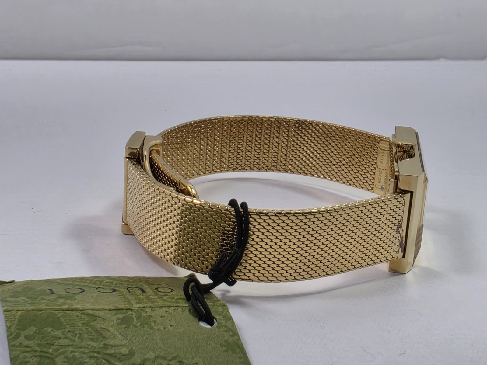 Gucci G-Frame SWISS Quartz Gold Tone Stainless Steel Ladies Mesh Watch YA147410