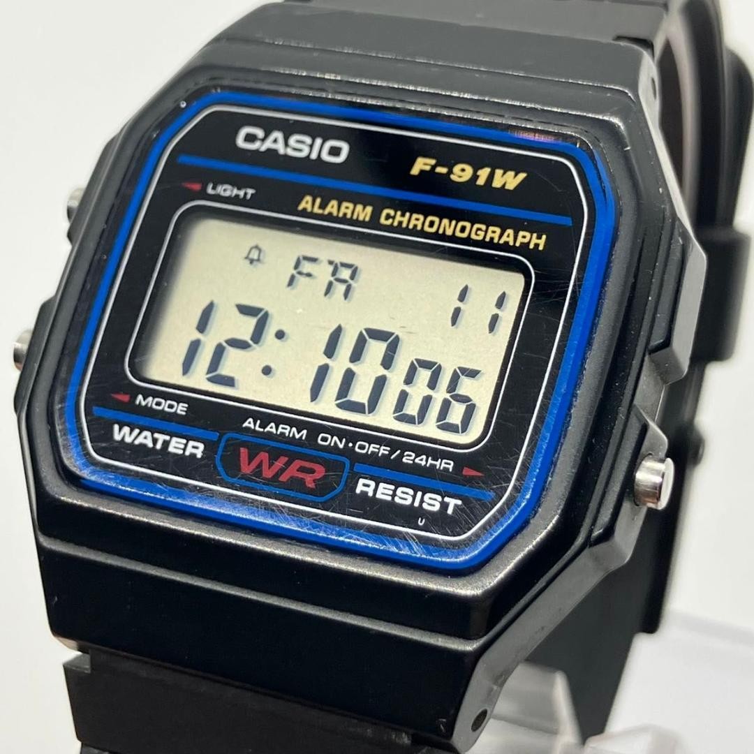 Excellent condition, fully functional Casio F-91W digital watch, black, cheap Ca