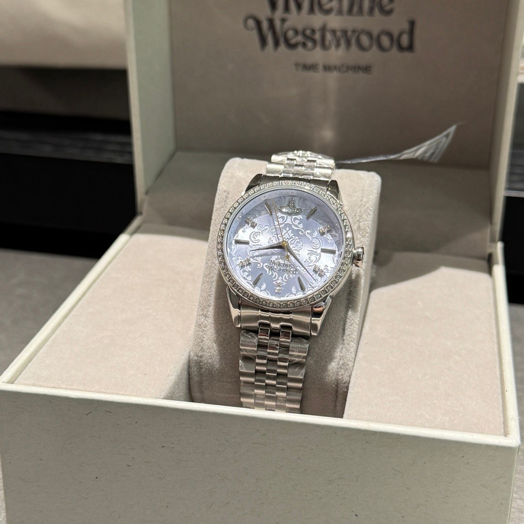 Vivienne Embossed White & Silver Bracelet Watch Women’s Quartz Watch