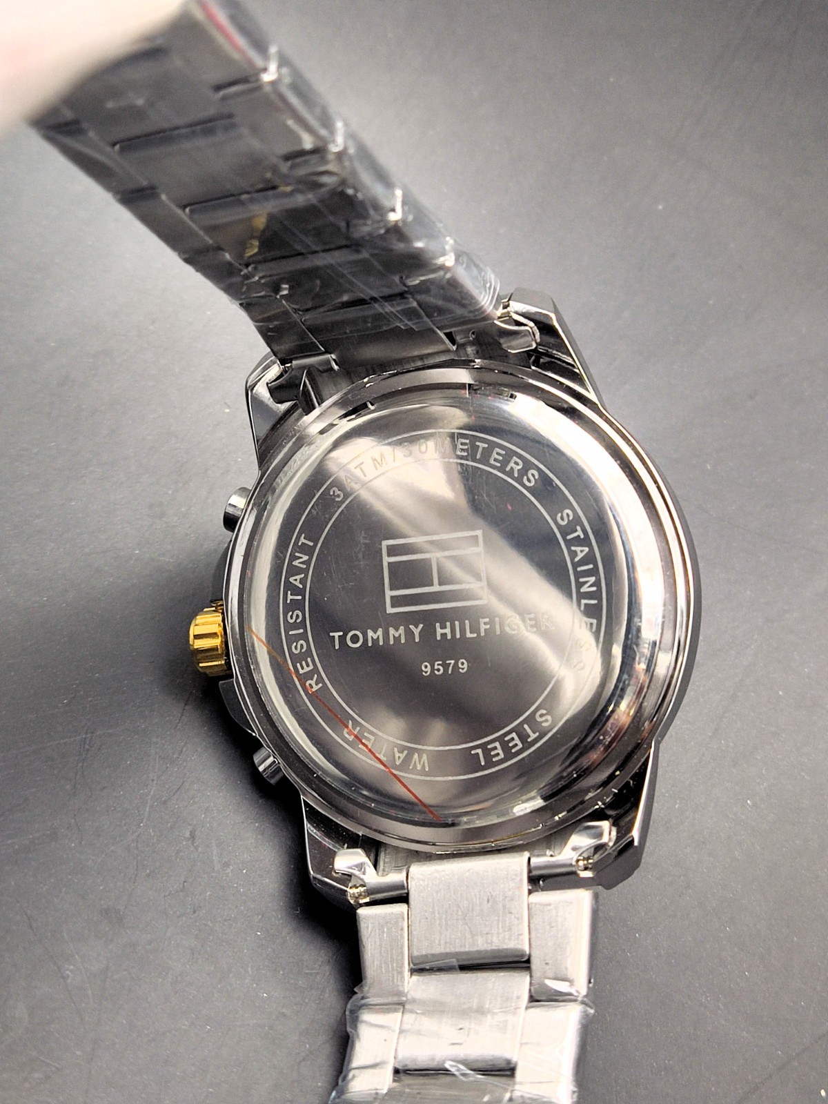 #Refurbished Amazing Tommy Hilfiger Black Dial Date Indicator Men’s Wrist Watch