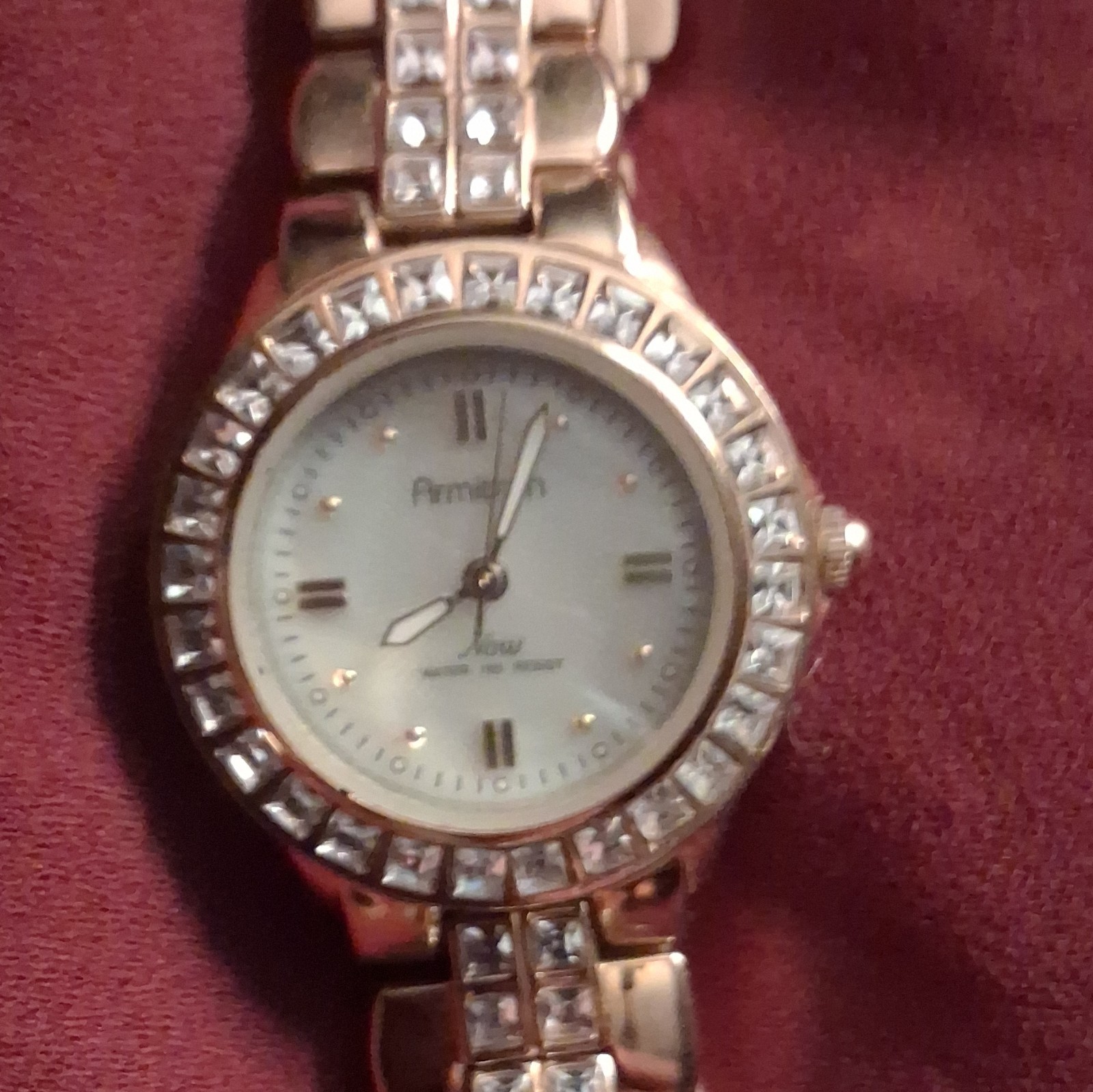 Armitron Now Women’s Quartz Analog Dress Watch Crystal Bezel Gold Bracelet