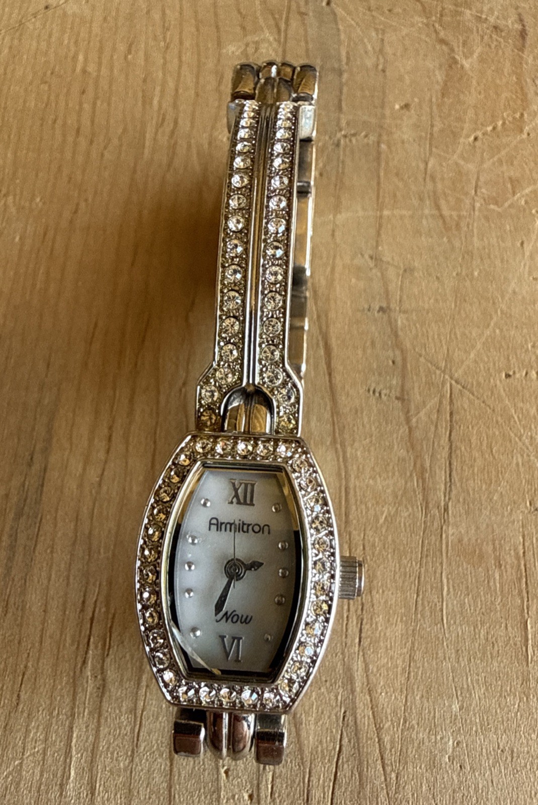 Armitron Now Women 75/3573SV Dress MOP Pave Silver Tone Quartz 17mm Watch 7 1/2″