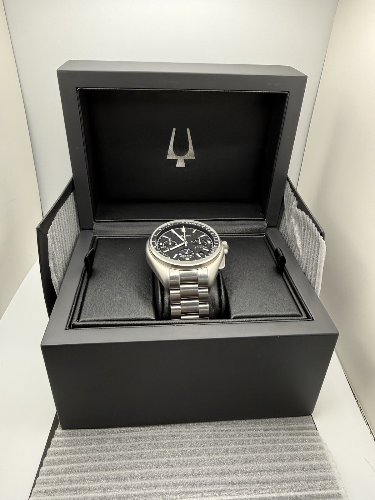Bulova Lunar Pilot Apollo 15 50th Anniversary 96B258 Titanium Full Set Mint