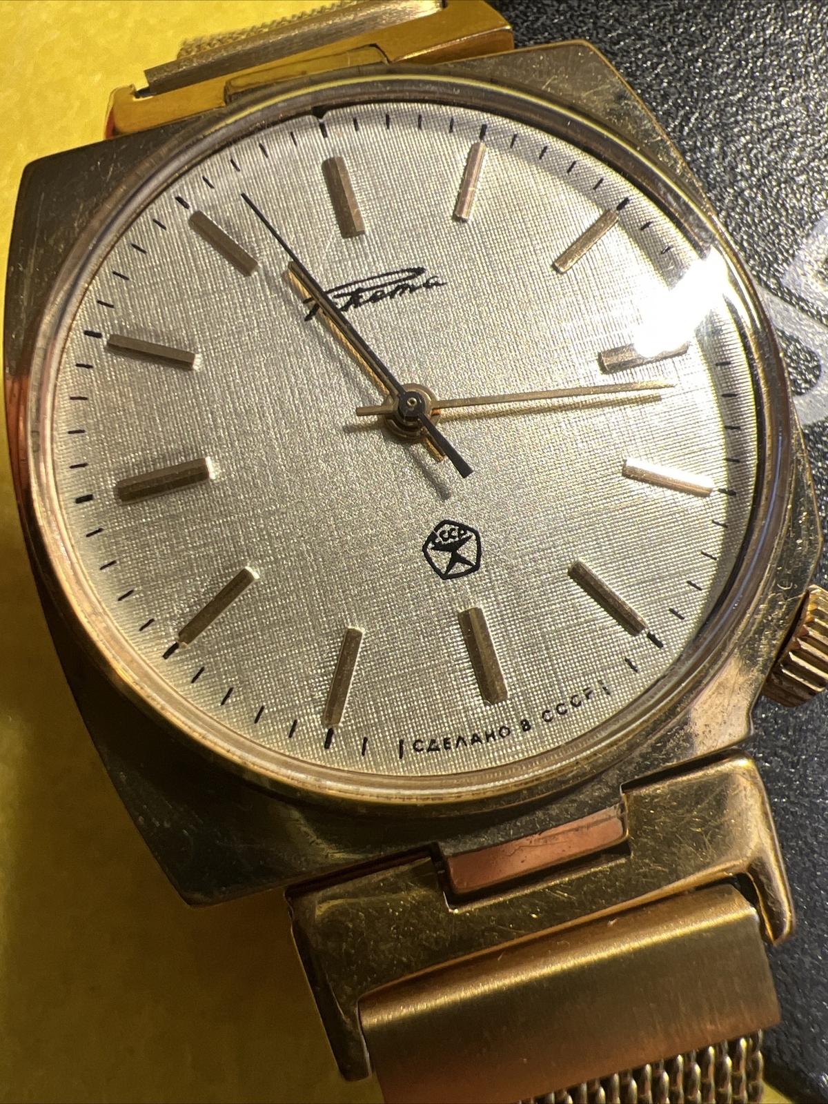 Vintage Watch USSR RAKETA “CANISTER” Mechanical 2609.HA key for 5 o’clock Gold