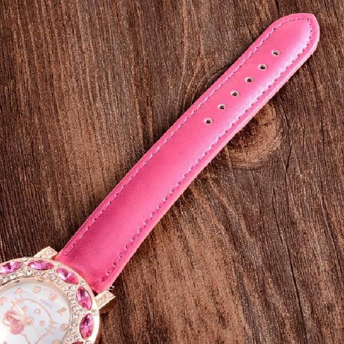 Superbe Montre Quartz Design Cadran Hello Kitty femme enfant