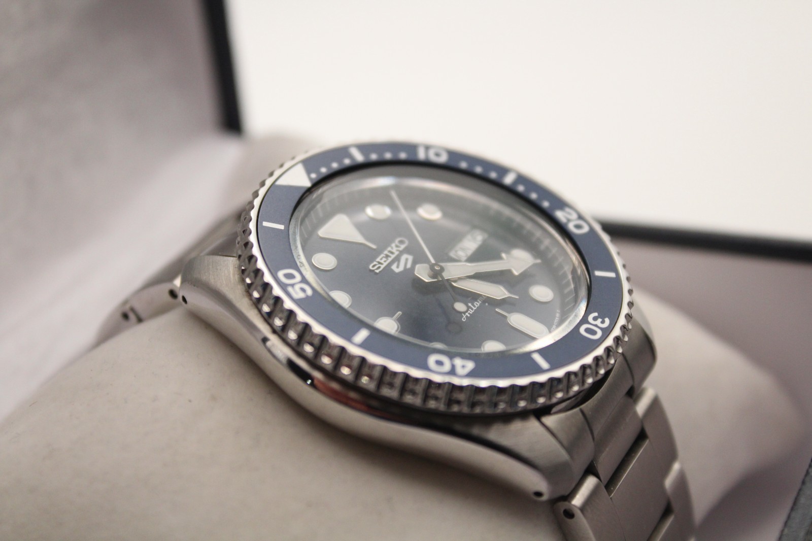 Seiko 5 Sports SRPD51 Automatic Blue Dial 4R36 | Original Bracelet | Excellent