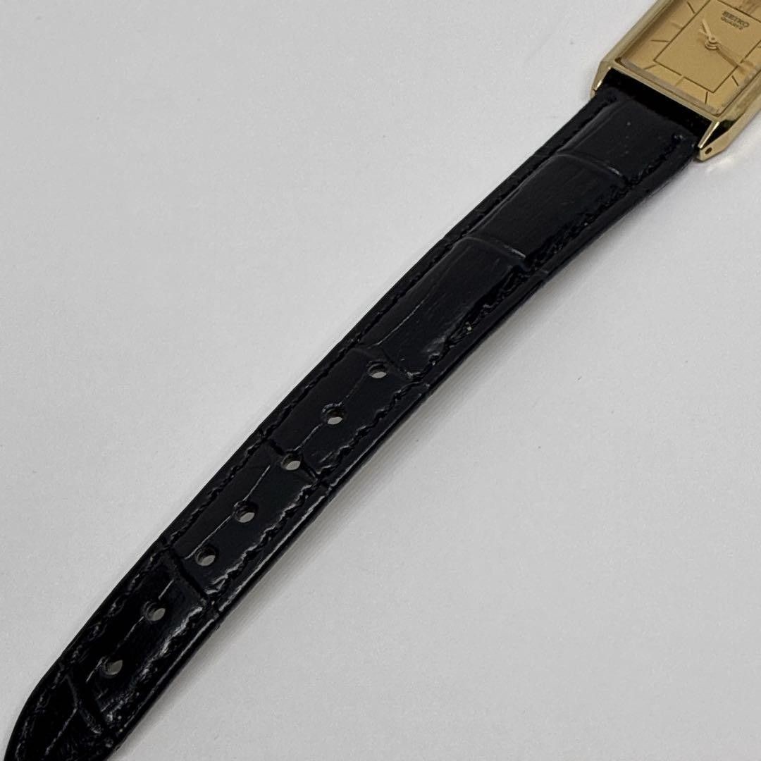 Beautiful Working Condition Seiko Ladies Wristwatch Manufactured in 1985 Vintage