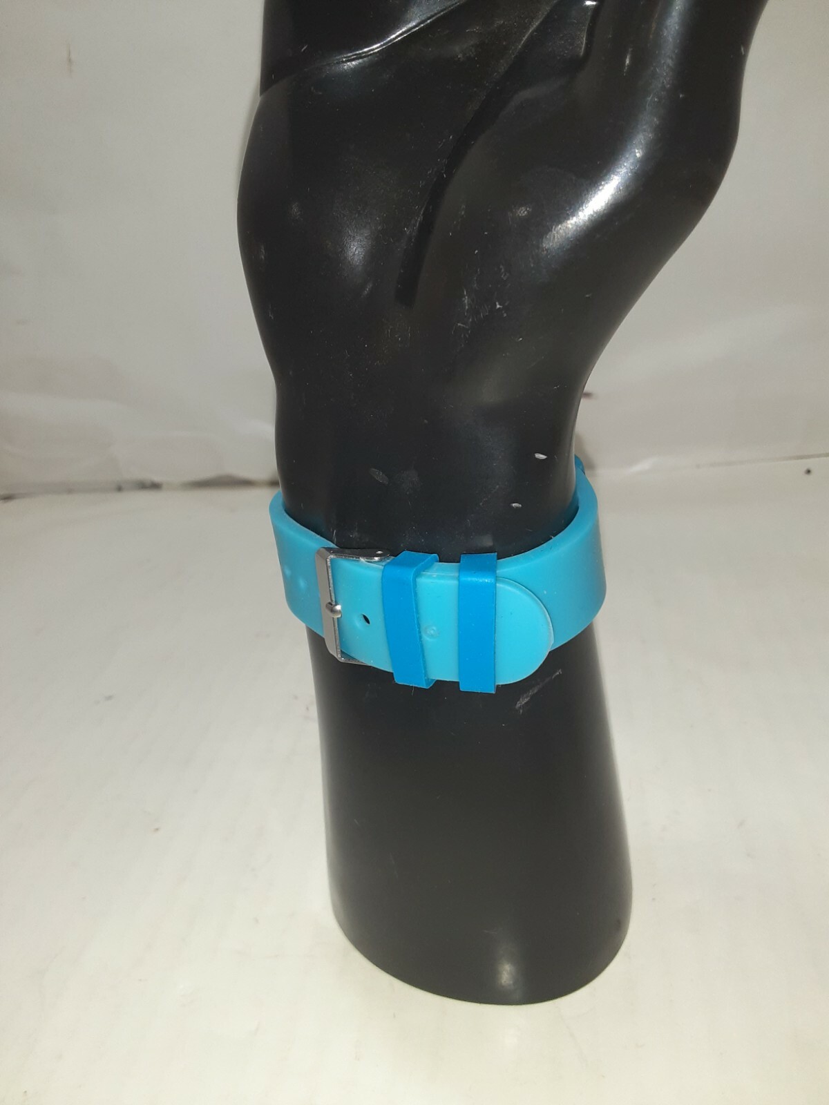 BOEING Quartz Unisex Watch. Blue Silicone Band. Never Worn.