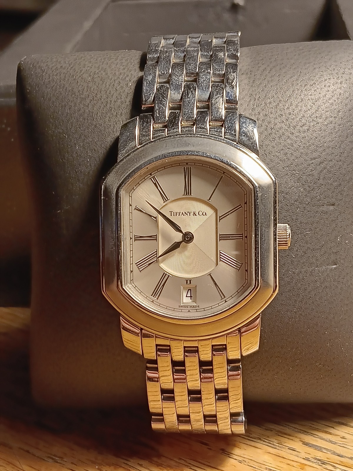 TIFFANY&Co. Mark coupe Silver Date Dial Swiss Made Quartz Men’s Watch