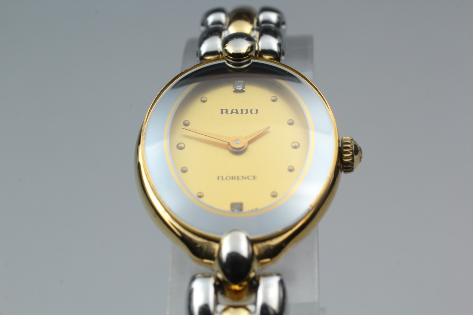 [ Near MINT ] RADO Florence 153.3650.2 Oval 2P Diamond Women Quartz Watch JAPAN