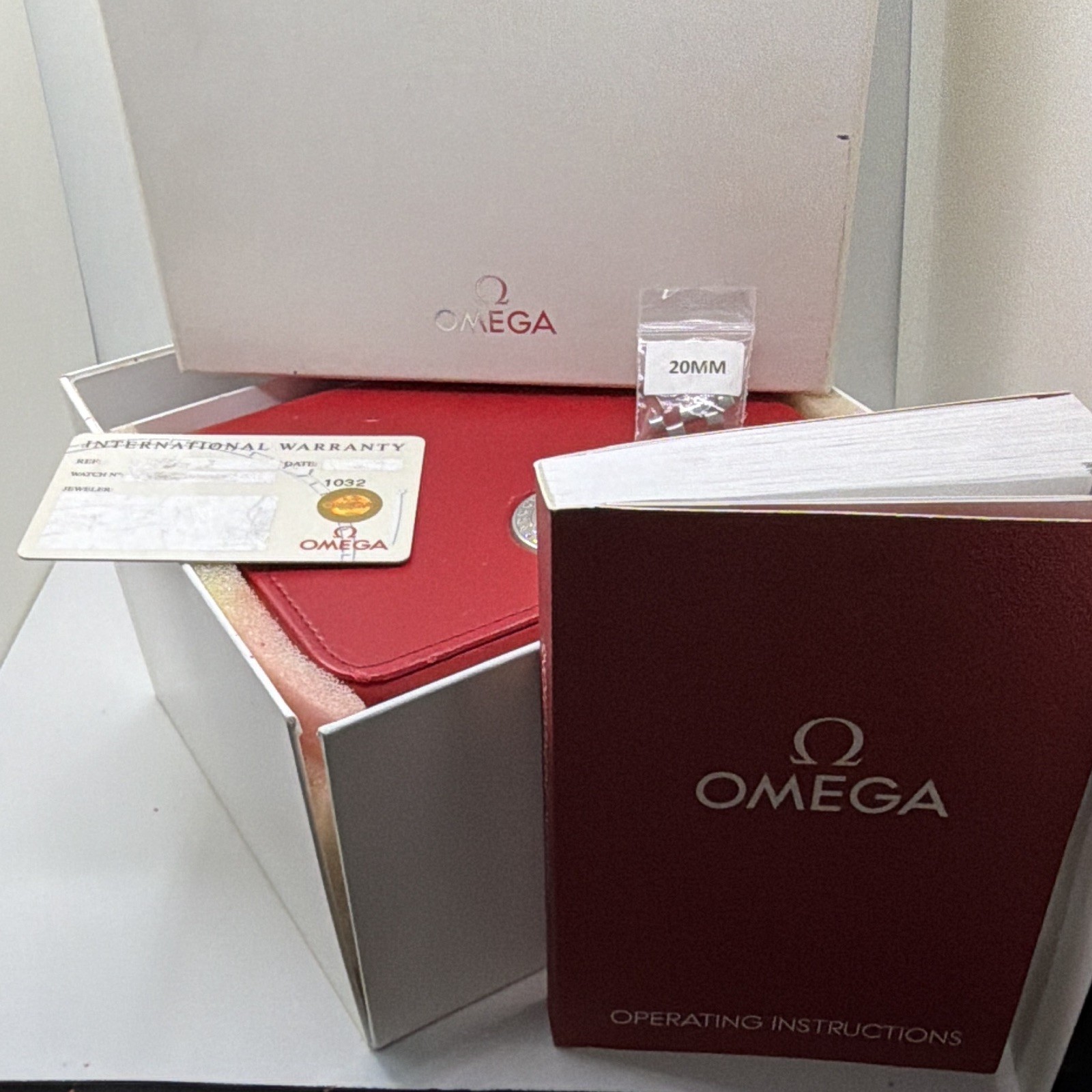 Omega Seamaster 300M Quartz Professional 2541.80.00 – 41MM Bond Watch