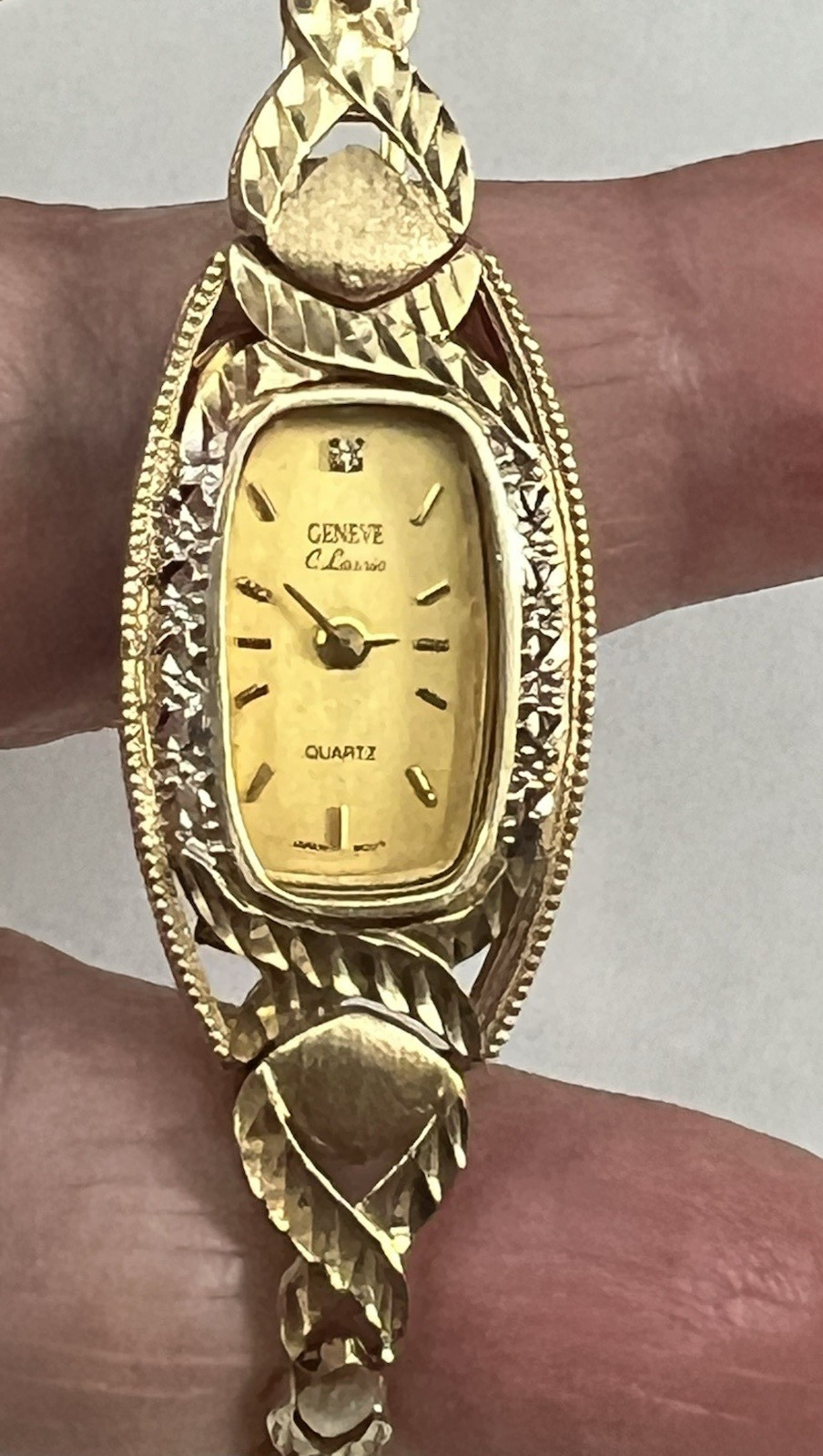 Vintage Geneve Classic Quartz 10K Solid Yellow Gold Ladies Dress Watch 15.9 Gram