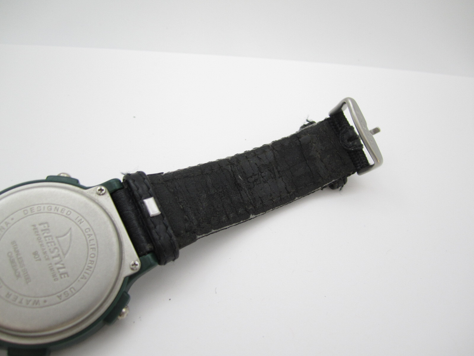 Men’s Freestyle LL Bean Quartz WR Digital Compass Outdoor Round Watch (G154)