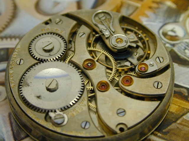 RODE WATCH COMPANY 21 JEWEL 5 ADJUSTMENTS WATCH MOVEMENT 17.5 LIGNES 12.3 MM