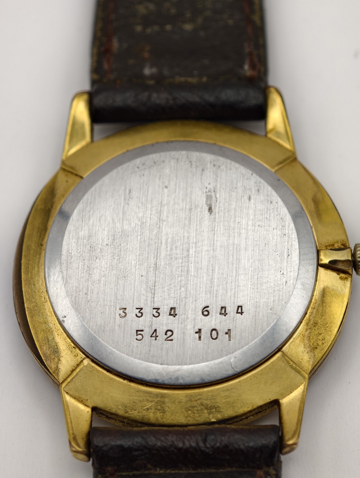 Universal Genève Vintage Manual Winding Gold Plated Watch Ref. 542101