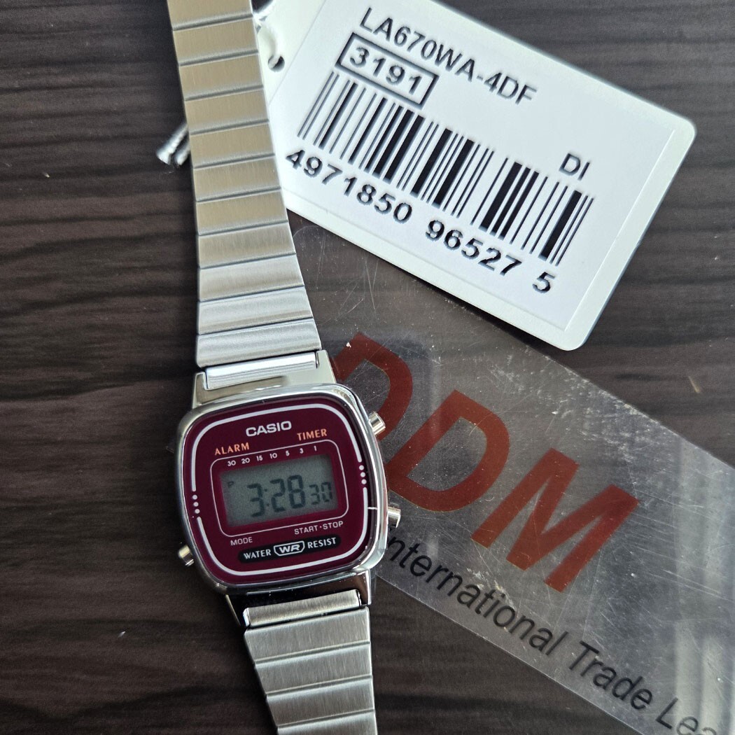 Casio LA-670WA-4DF quartz digital Women Watch Original NEW Worldwide