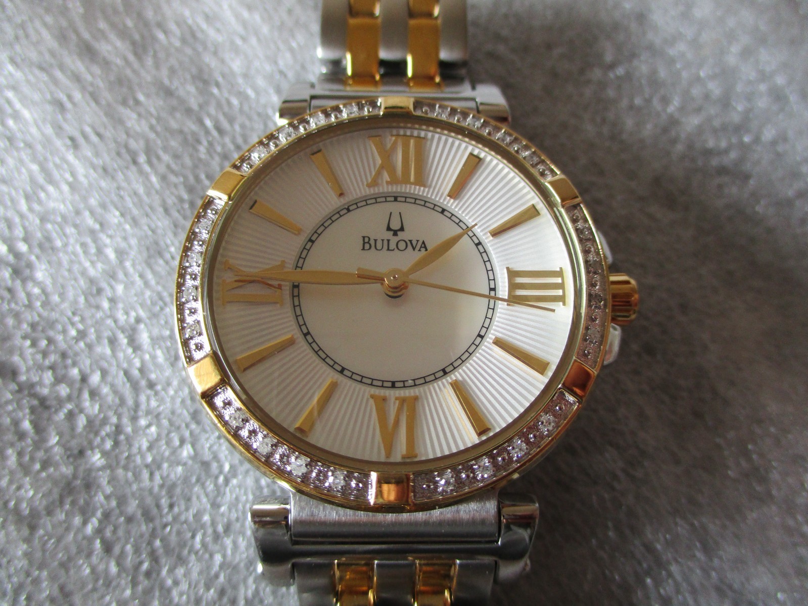 BULOVA LADIES DIAMOND BEZEL & MOP DIAL WATCH 2 TONE STAINLESS C637585 – NEW BATT