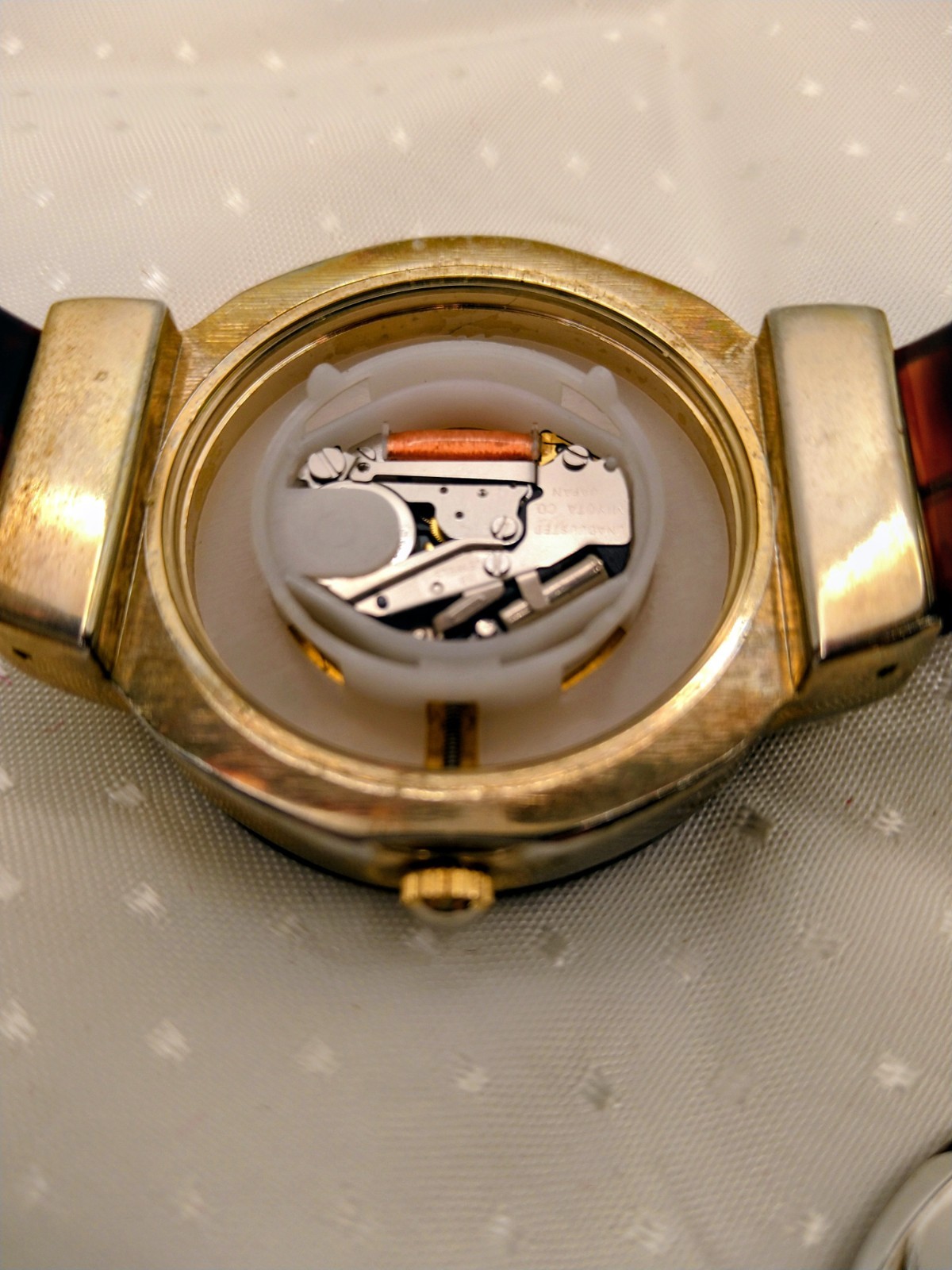 Bora Watch Tortoiseshell Bangle Mother Of Pearl Gold Tone Japan Needs Battery