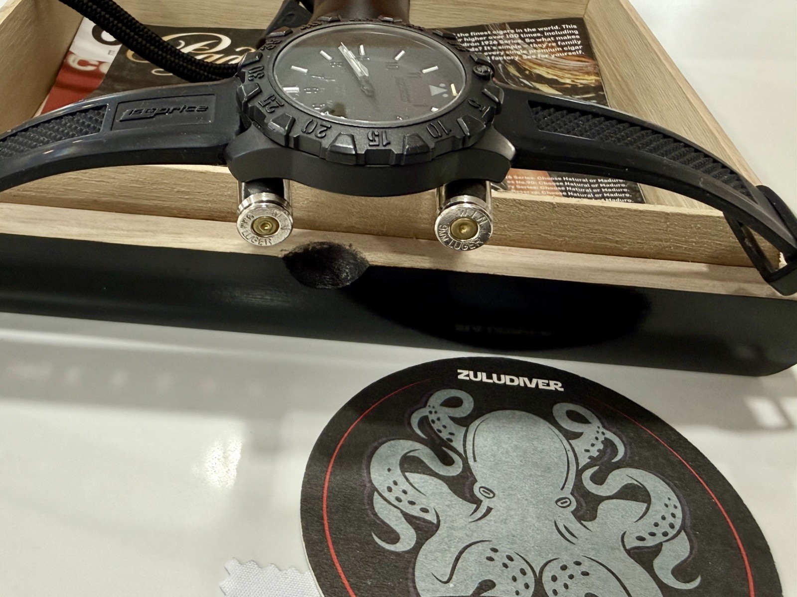 Isobrite Squadron MilSpec Zuludiver Auto Stealth Forged Carbon ISO1100 T100 45MM