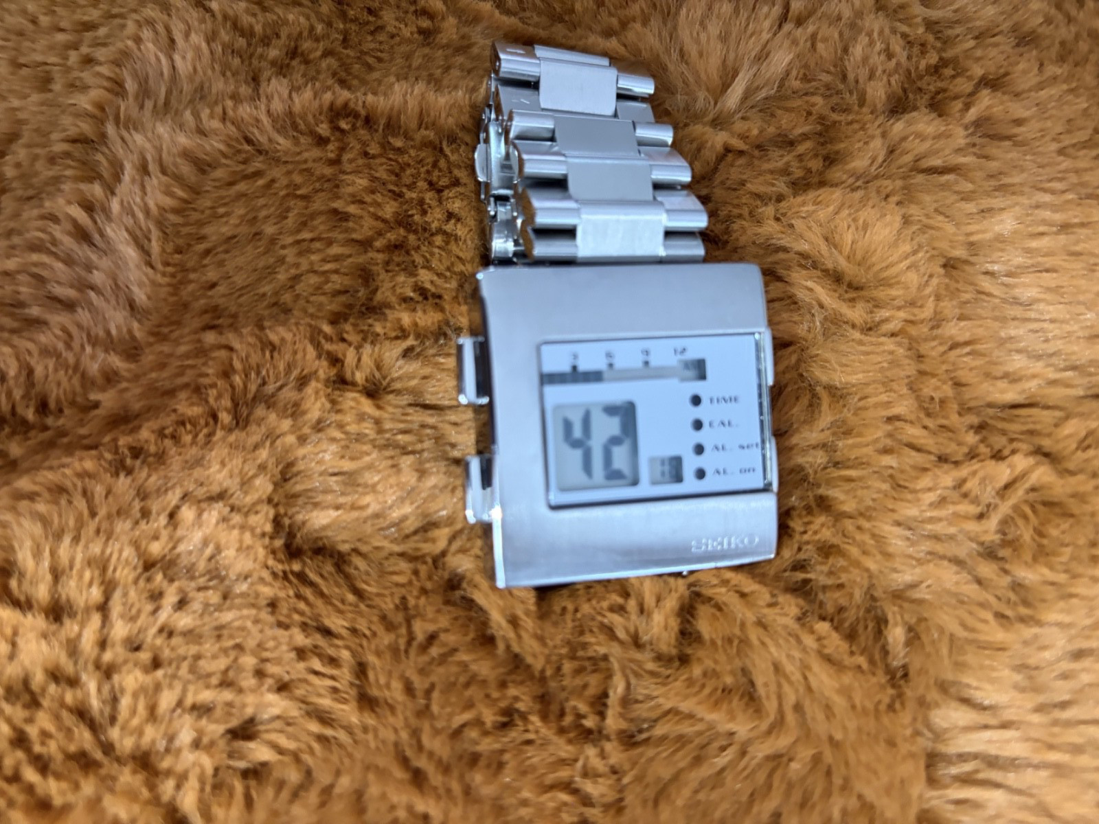 Rare Seiko Watch “Nooka” early model Timetron W524-4A00 Digital, Clean, Working