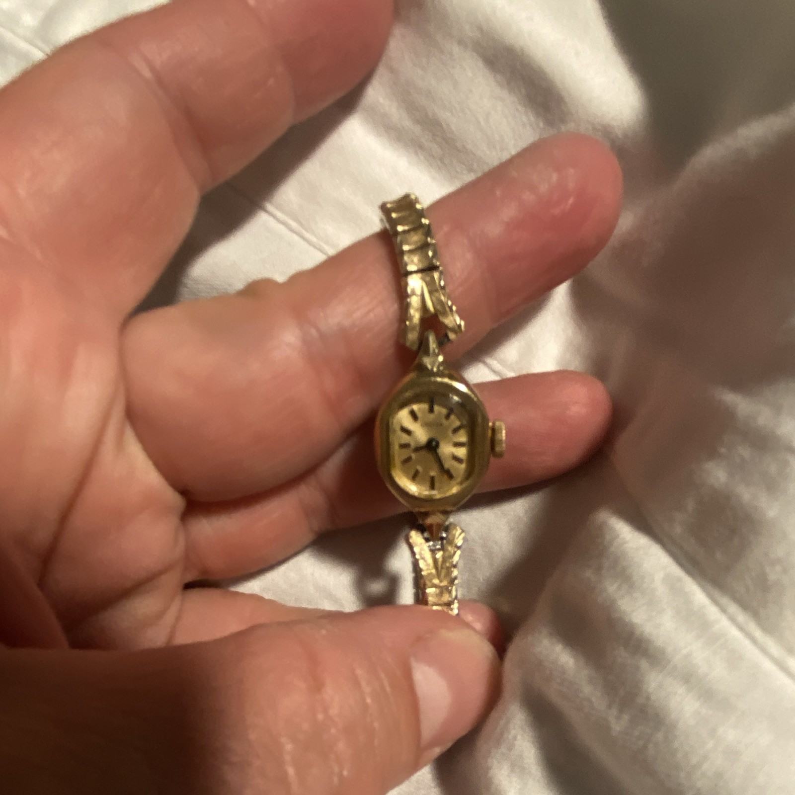 Croton Women’s Gold Tone Oval Analog Bracelet Watch 17 jewel