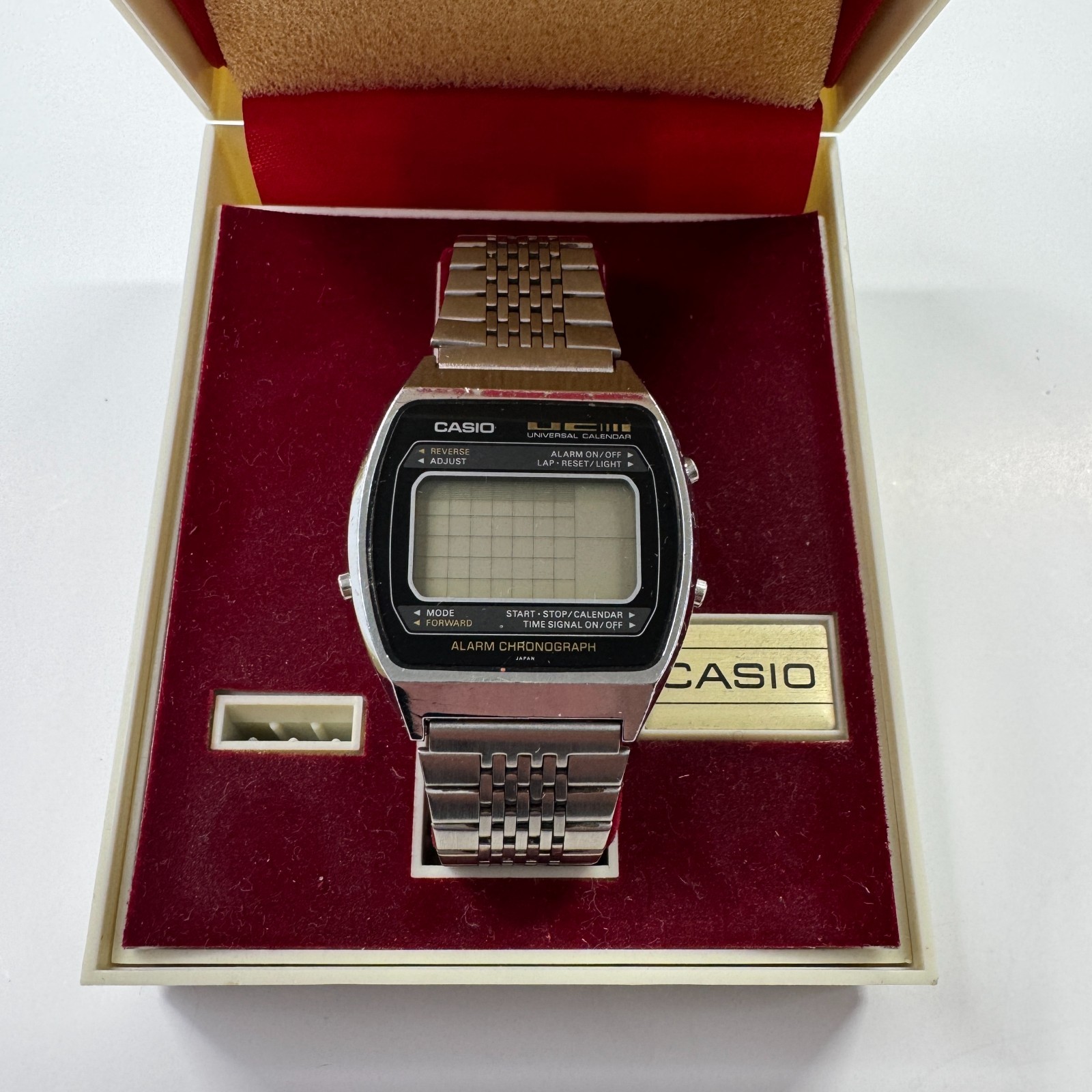 Vintage Casio 79QS-39 Calendar Digital Watch Japan w Box Manual – NEEDS BATTERY