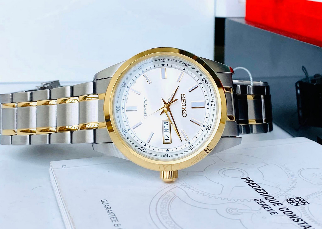 Seiko Automatic White Dial Date Day Indicator SARV004 Men’s Watch