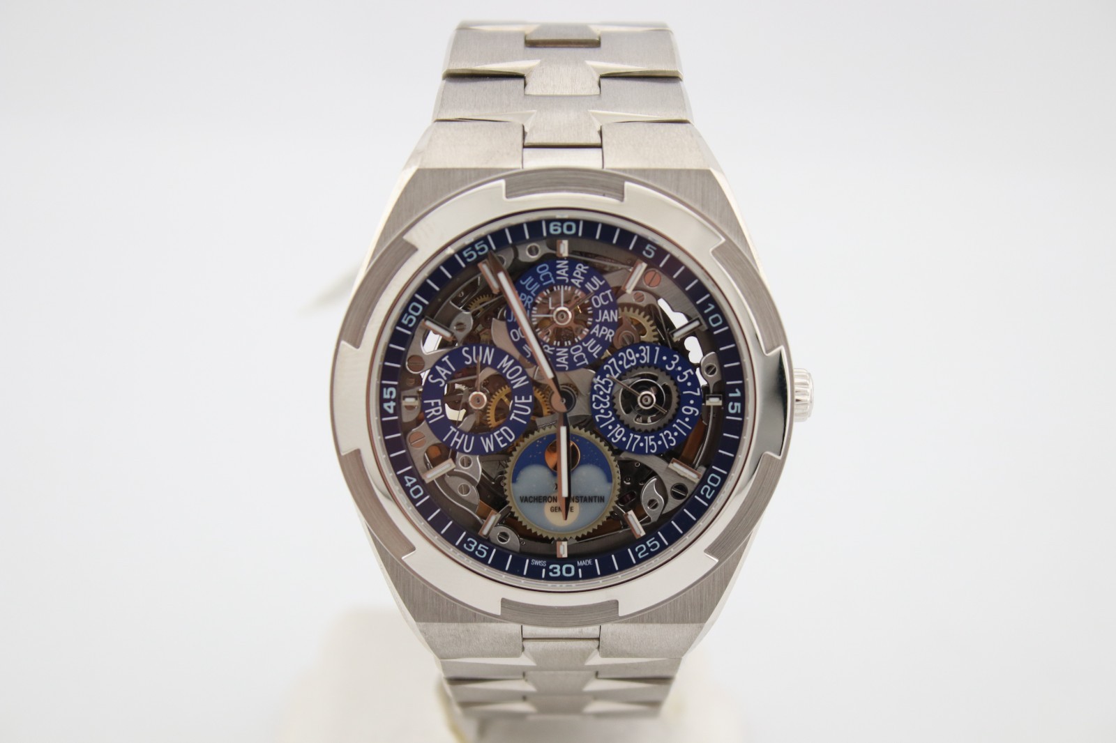 Vacheron Constantin Overseas Perpetual Calendar Skeleton Ultra-thin 18k WG 4300V