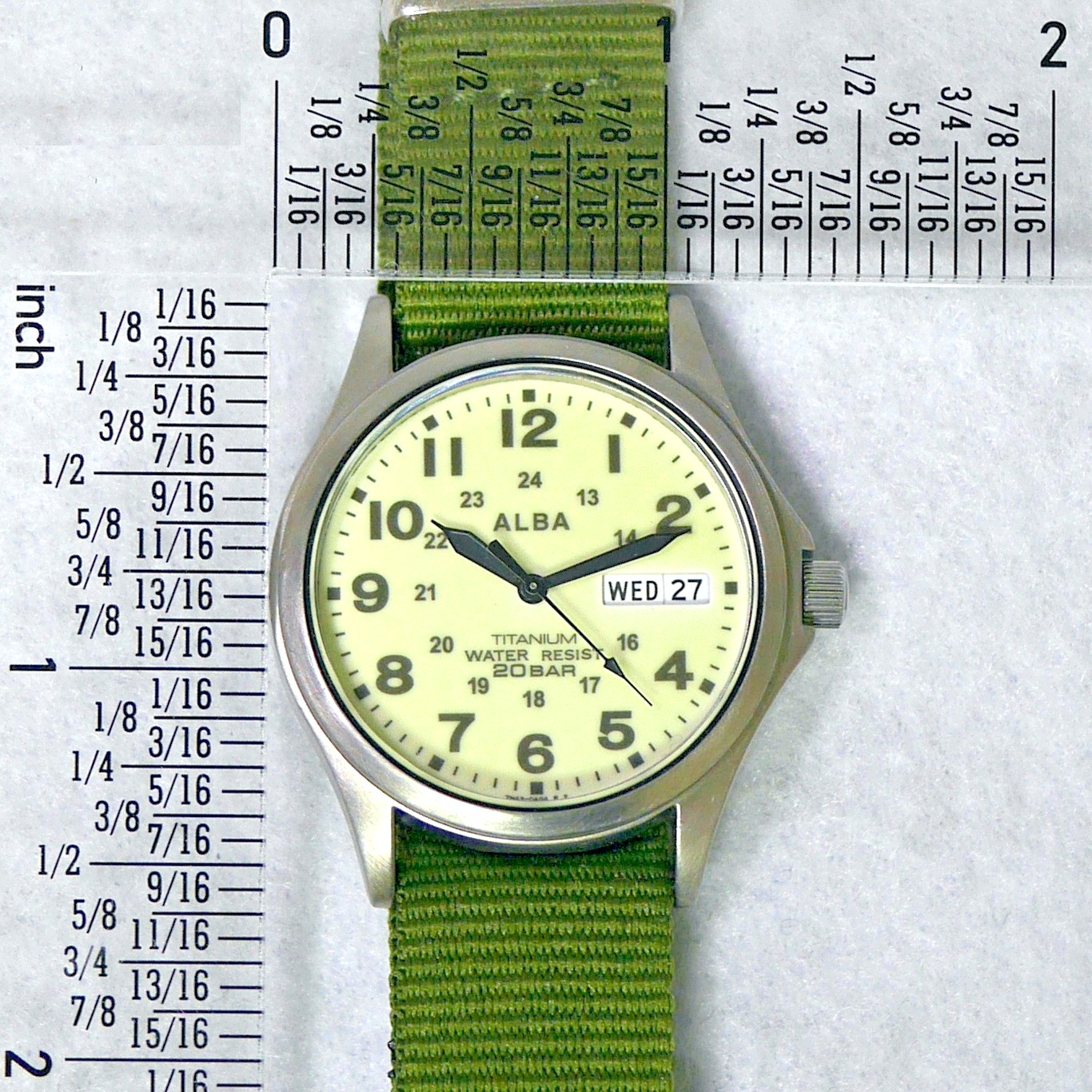 SEIKO ALBA 7N43-0AE0 Titanium Full Luminous DayDate Men’s Field Watch 2012 Japan