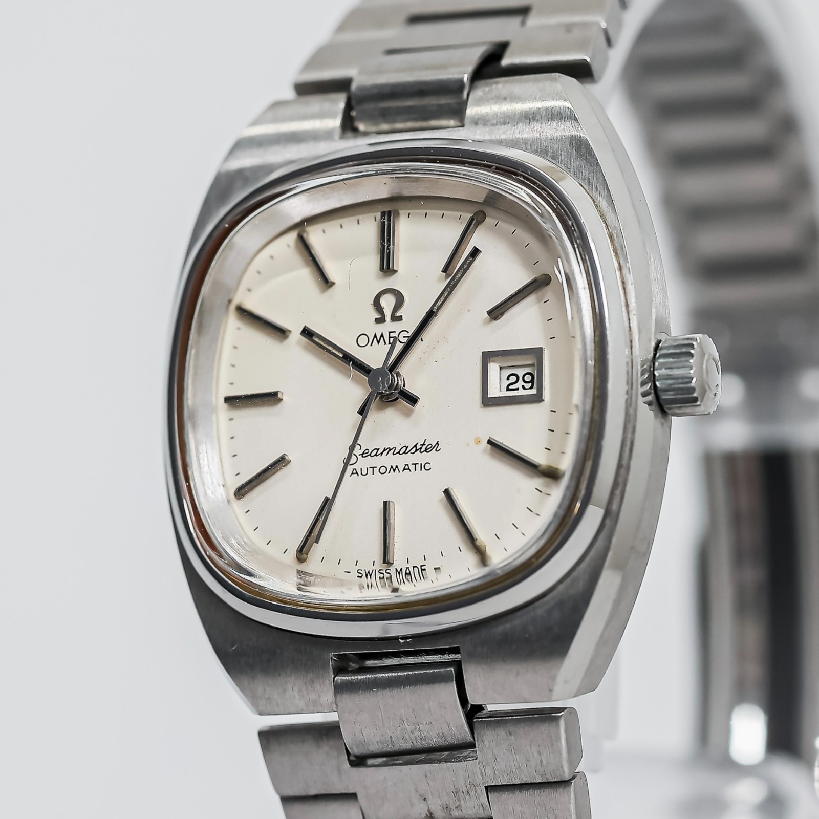 Vintage 1978 **NEAR MINT** OMEGA Seamaster Cal.684 Automatic Date 27mm Ladies TV