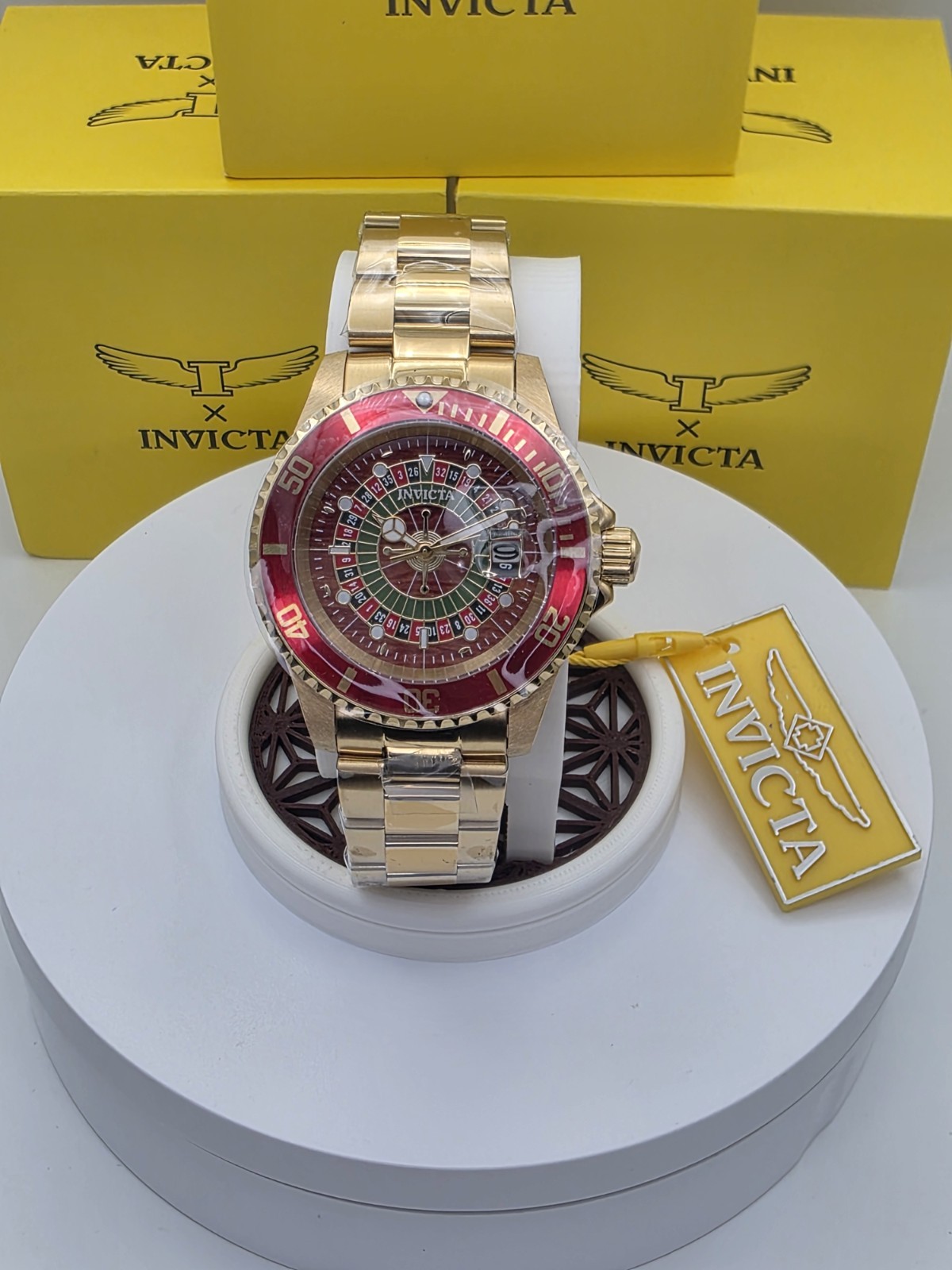 Invicta Pro Diver Vegas Roulette Edition Watch Men’s Quartz 40mm 50520 Gold
