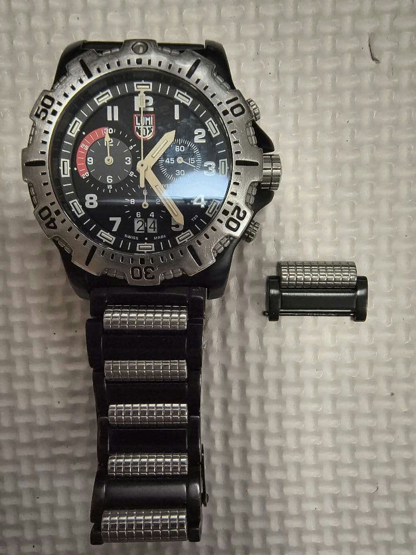 Luminox Professional Quartz Chrono Black SS Band 200m