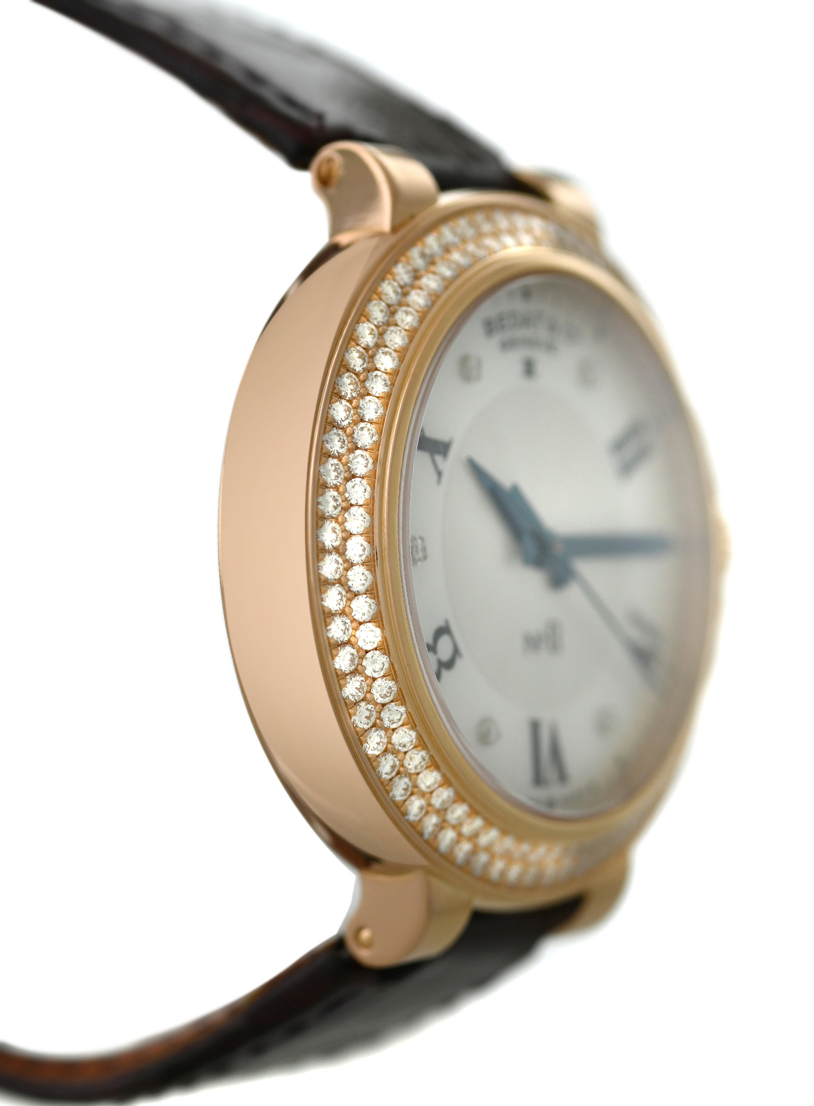Bedat & Co. No 8 Diamonds Ref. 828 87 Gr. 18k Rose Gold MOP Dial 37MM Ladies’
