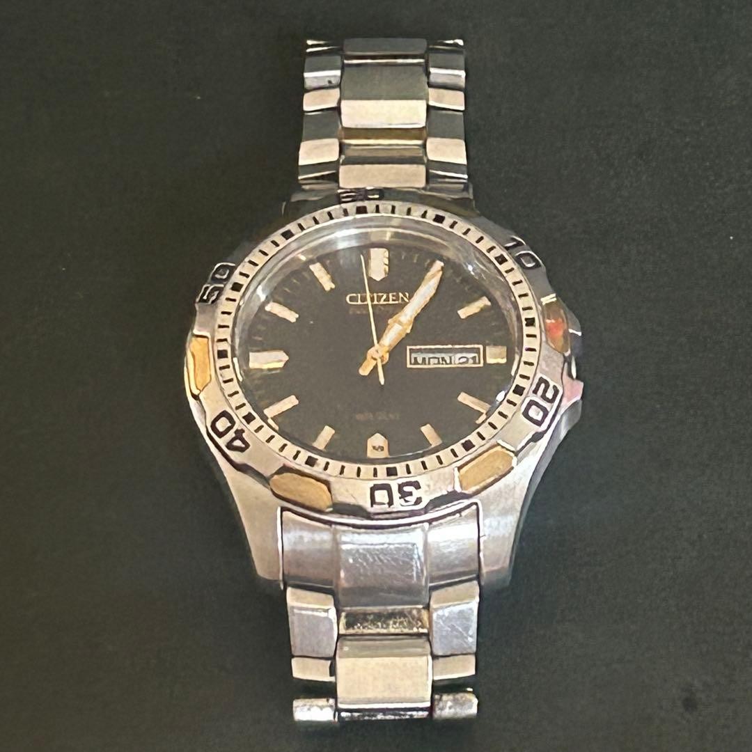 [Working Condition] CITIZEN Eco-Drive WR200 Men’s Watch (Two-Tone) From Japan