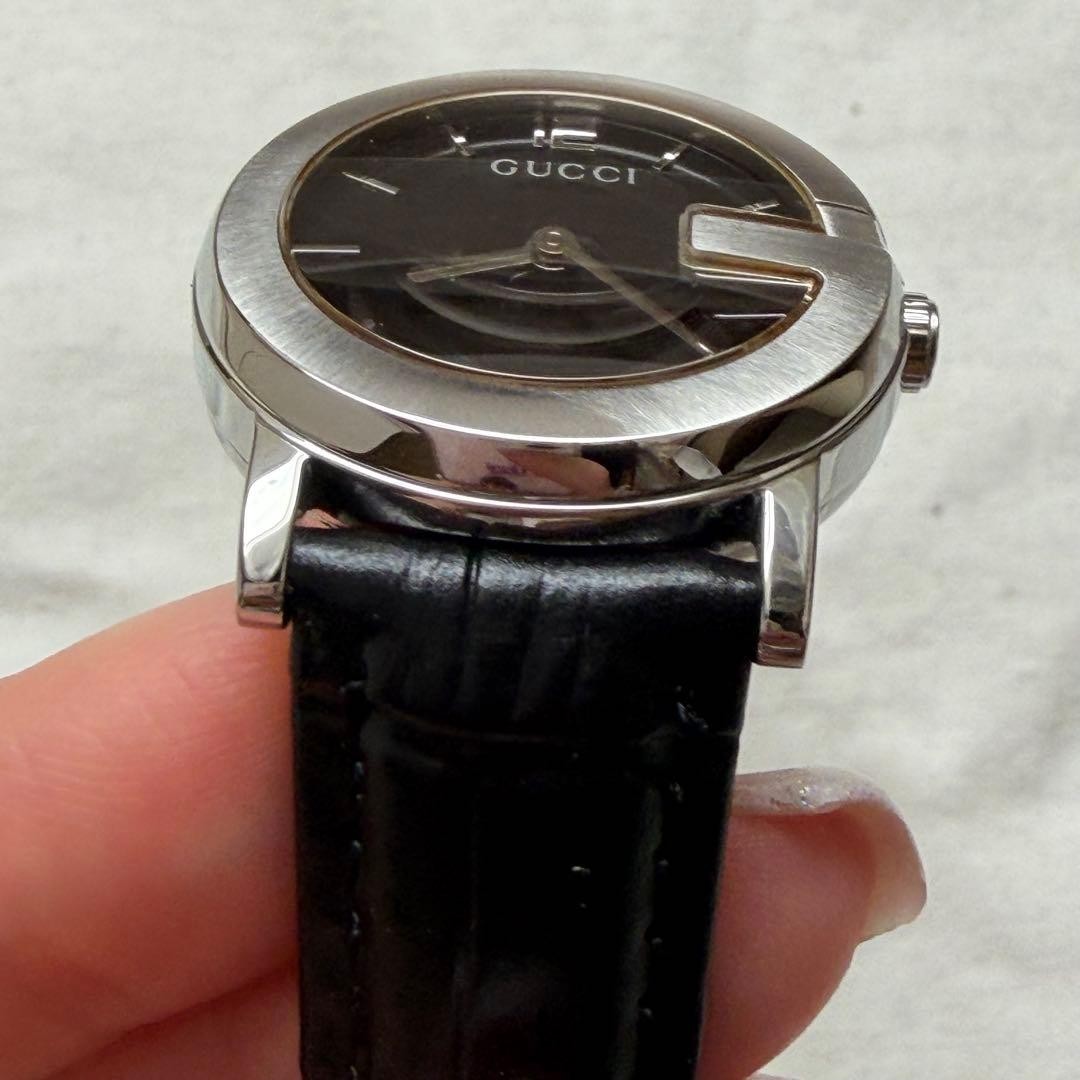 Gucci 101L Ladies Black Quartz Wristwatch Japan Polished 071659