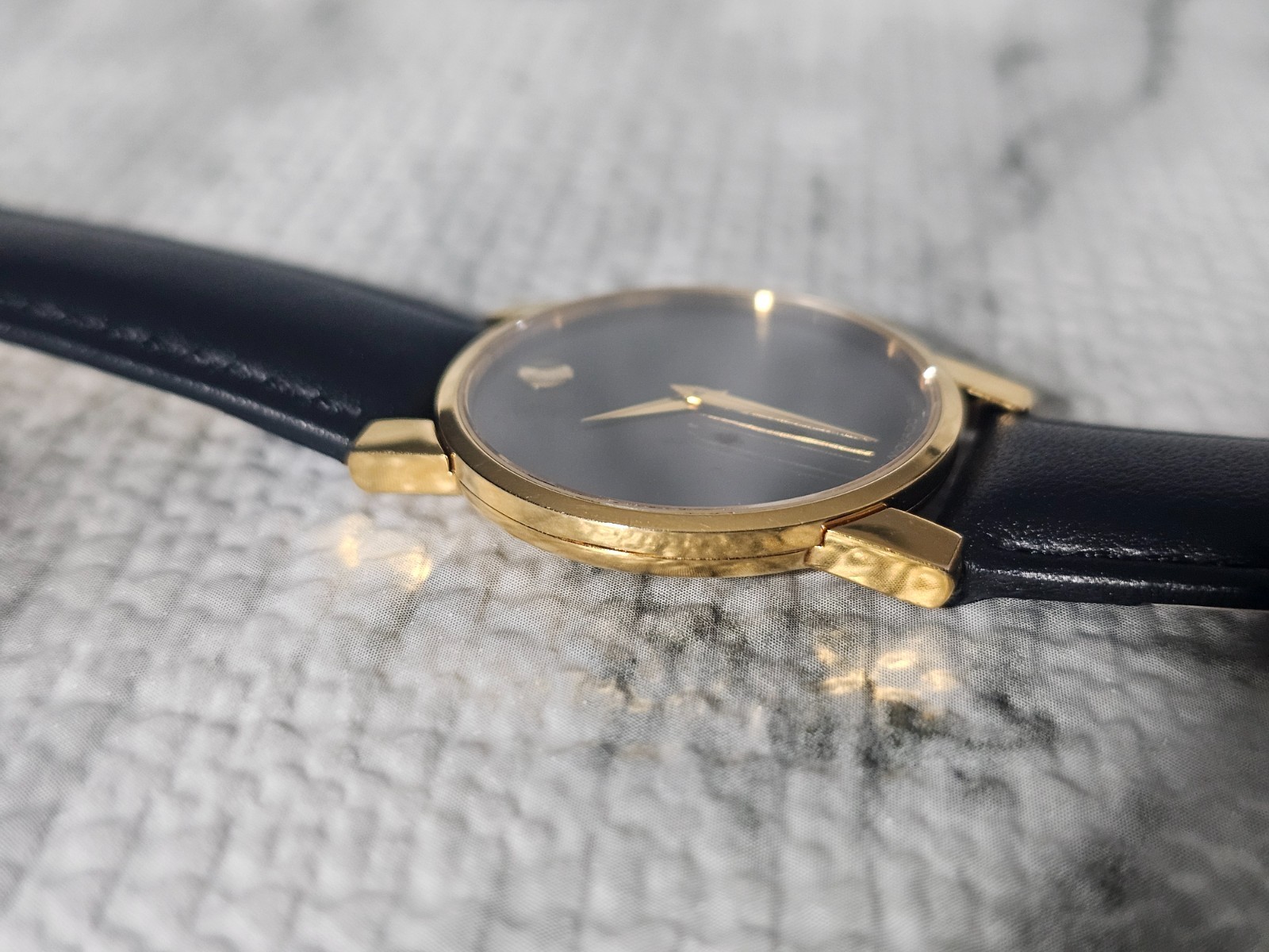 Movado Museum 87.G4.875 Gold-Plated Swiss Quartz Watch