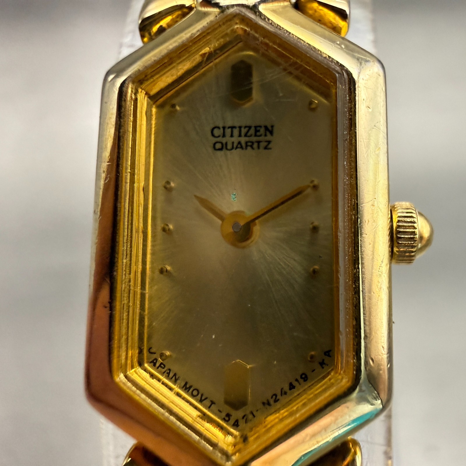 Citizen Watch Women 13mm Gold Dial Gold Tone Rectangle 5421-S41185 New Battery
