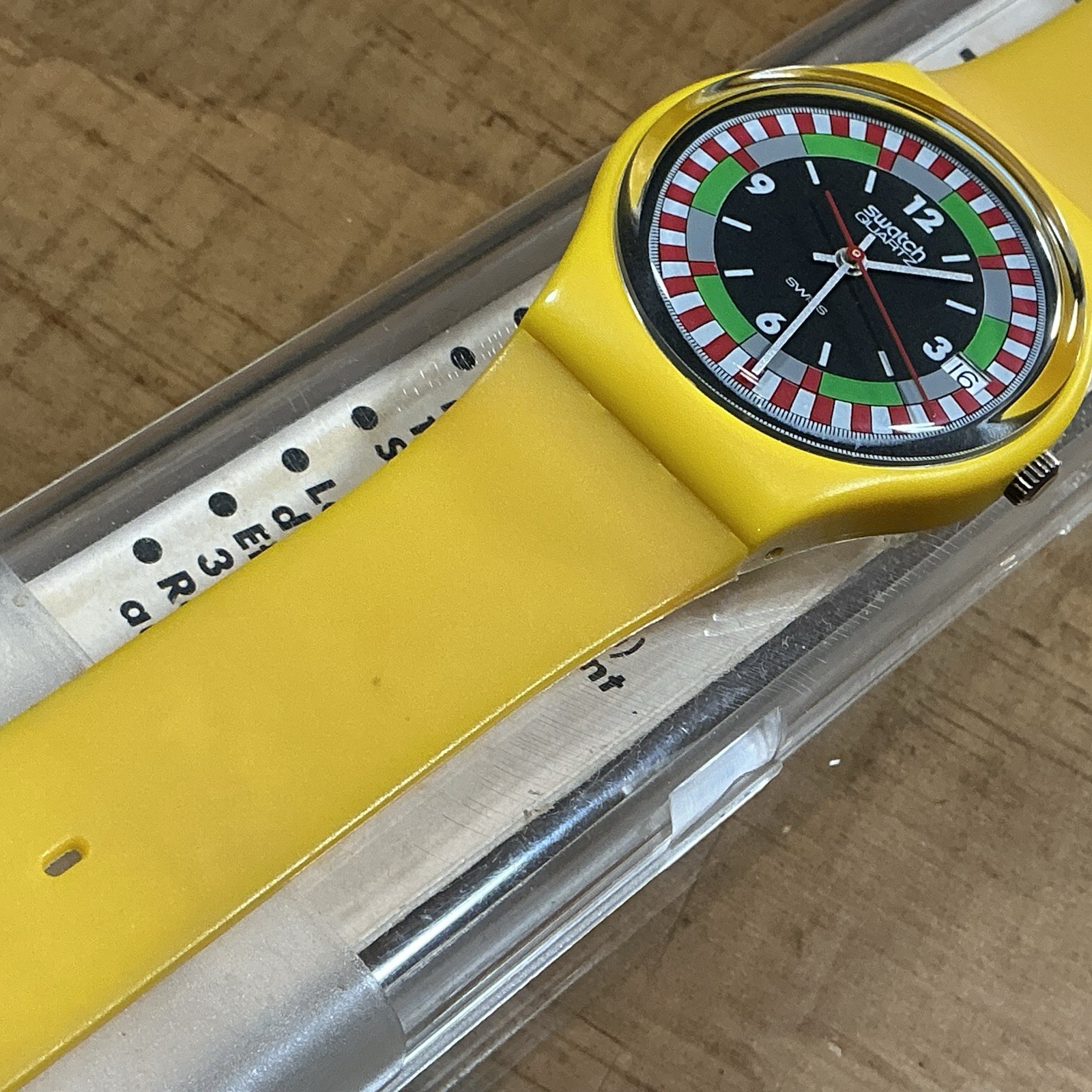 SWATCH – YELLOW RACER – GJ400 – 1984 – 1980’s – 34mm