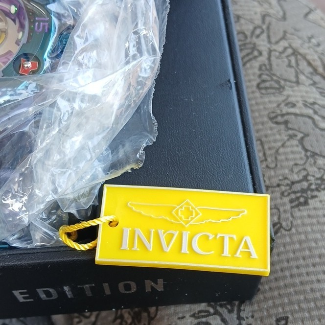 Invicta Reserve DC Joker Limited Edition Quartz Chronograph 52mm 200m Box
